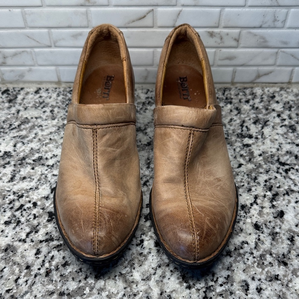 Born Women’s Light Brown Leather Slip-On Loafers